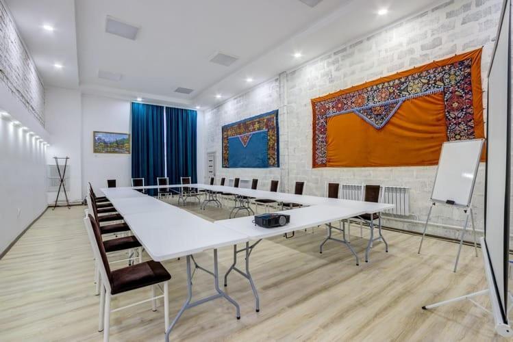Olive Hotel Kochkor Luaran gambar