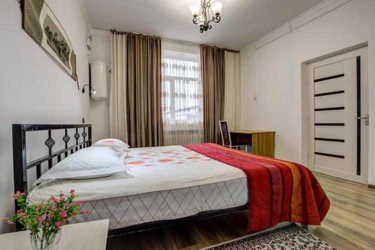 Olive Hotel Kochkor Luaran gambar